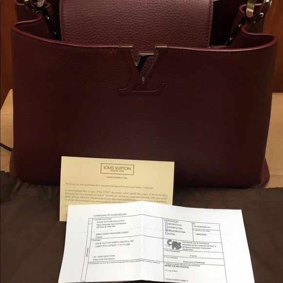 new LOUIS VUITTON MM Capucines Leather Tote - Picture 8 of 15